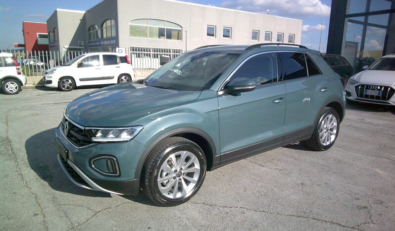 
 Volkswagen T-Roc 2.0 tdi Edition Plus 115cv full									