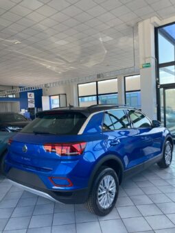 
 Volkswagen T-Roc 1.0 tsi Life full									