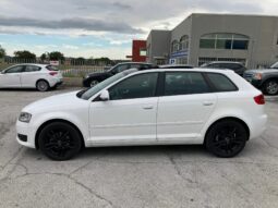 
 Audi A3 Sportback 1.6 tdi Young Edition 90cv full									