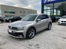 
 Volkswagen Tiguan 1.6 tdi Sport 115cv full									