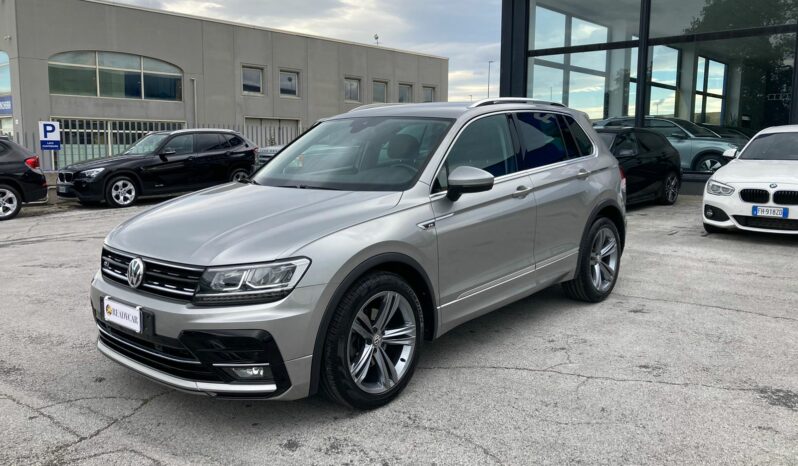 
 Volkswagen Tiguan 1.6 tdi Sport 115cv full									