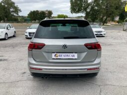 
 Volkswagen Tiguan 1.6 tdi Sport 115cv full									