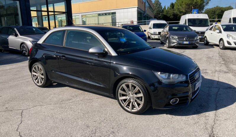 
 Audi A1 1.6 tdi Ambition 105cv full									