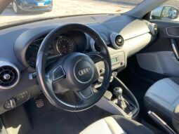 
 Audi A1 1.6 tdi Ambition 105cv full									