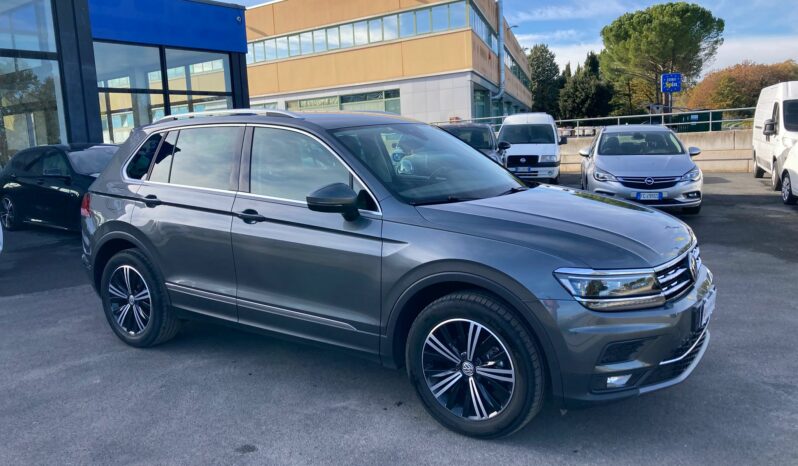 
 Volkswagen Tiguan 2.0 tdi Advanced 4motion 150cv dsg full									