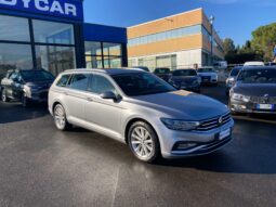 
 Volkswagen Passat Variant 2.0 tdi Business 150cv dsg full									