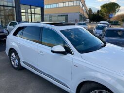 
 Audi Q7 3.0 tdi S line Plus quattro tiptronic 7POSTI full									