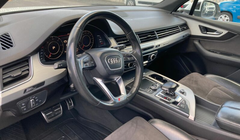 
 Audi Q7 3.0 tdi S line Plus quattro tiptronic 7POSTI full									