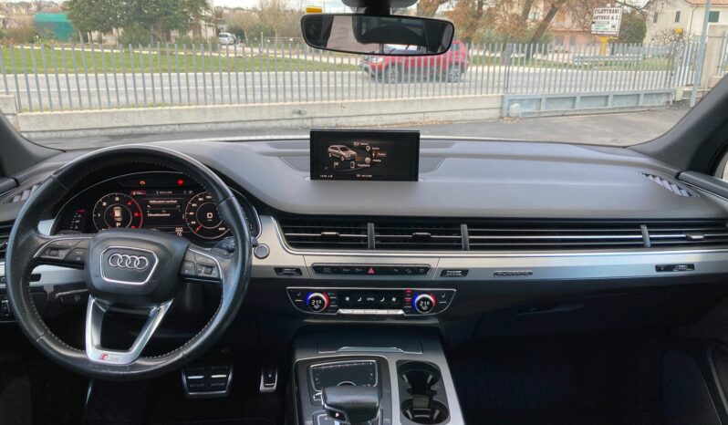 
 Audi Q7 3.0 tdi S line Plus quattro tiptronic 7POSTI full									